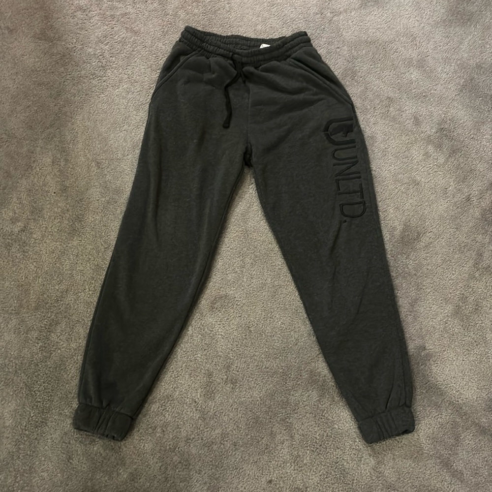 Ecko Unlimited Dark Gray Sweatpants